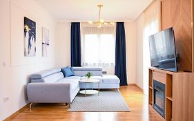 NIDEHO Estate Apartmani